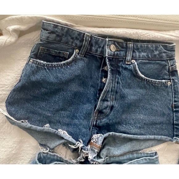 Four Pairs of Denim Shorts, Size 2 Size 24 Size 25 Size Small - Picture 2 of 15